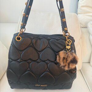 NWT BETSEY JOHNSON QUILTED HEART SHOULDER BAG PURSE W LEOPARD FAUX FUR CHARM